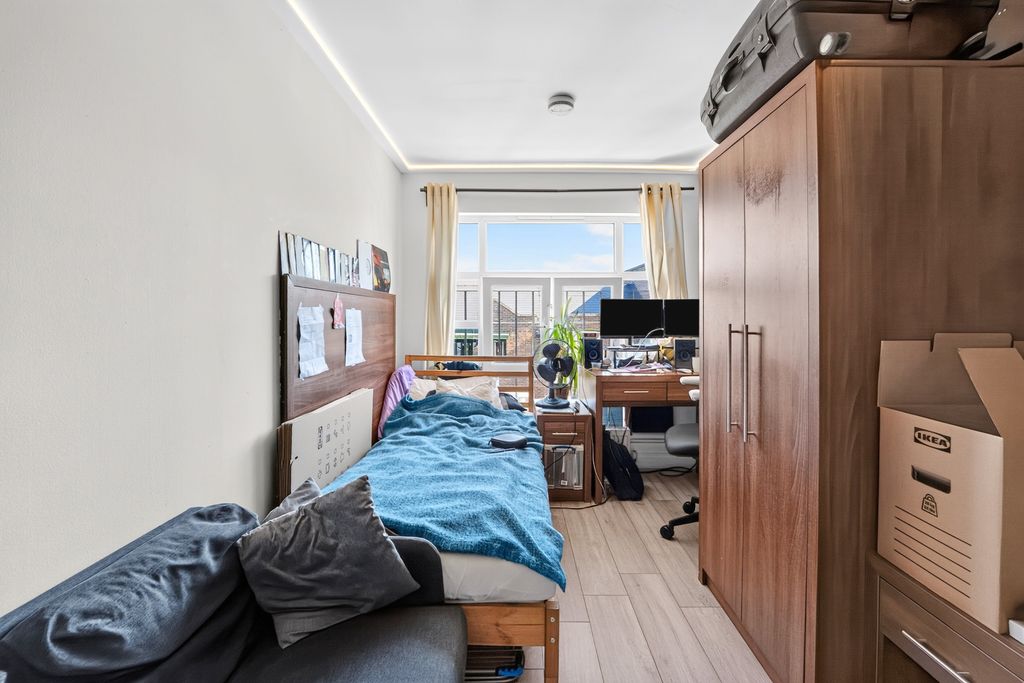 Property photo 1 of 6 Pbox-Img.Jpg