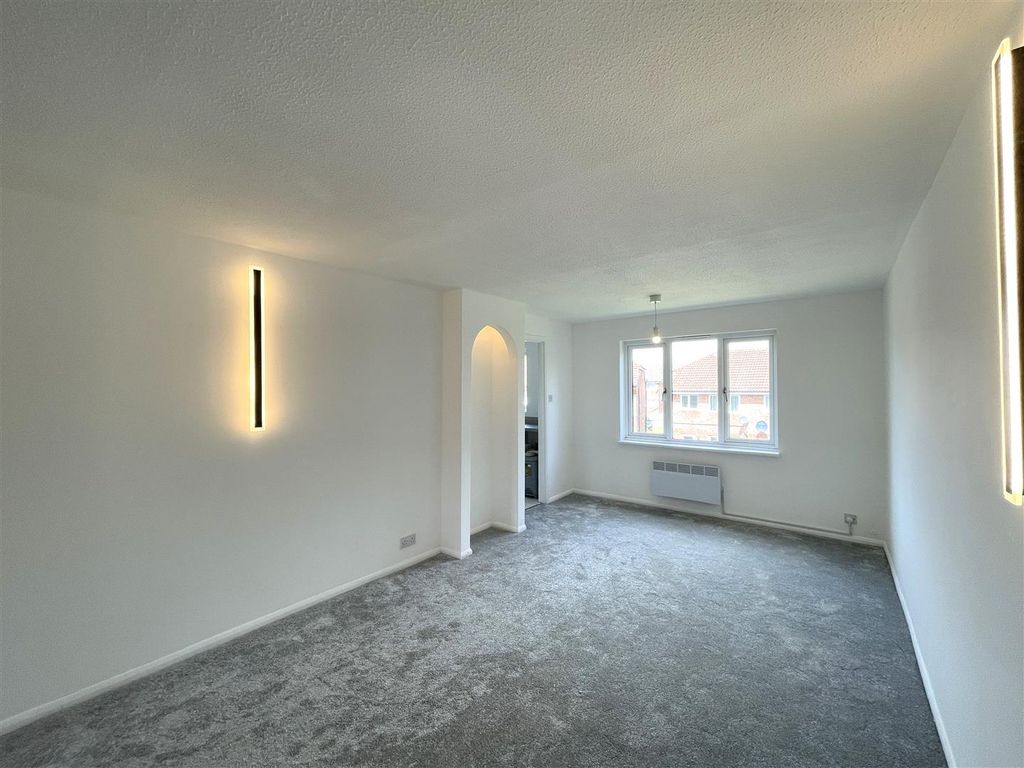 Property photo 2 of 11 Img_3489.Jpg