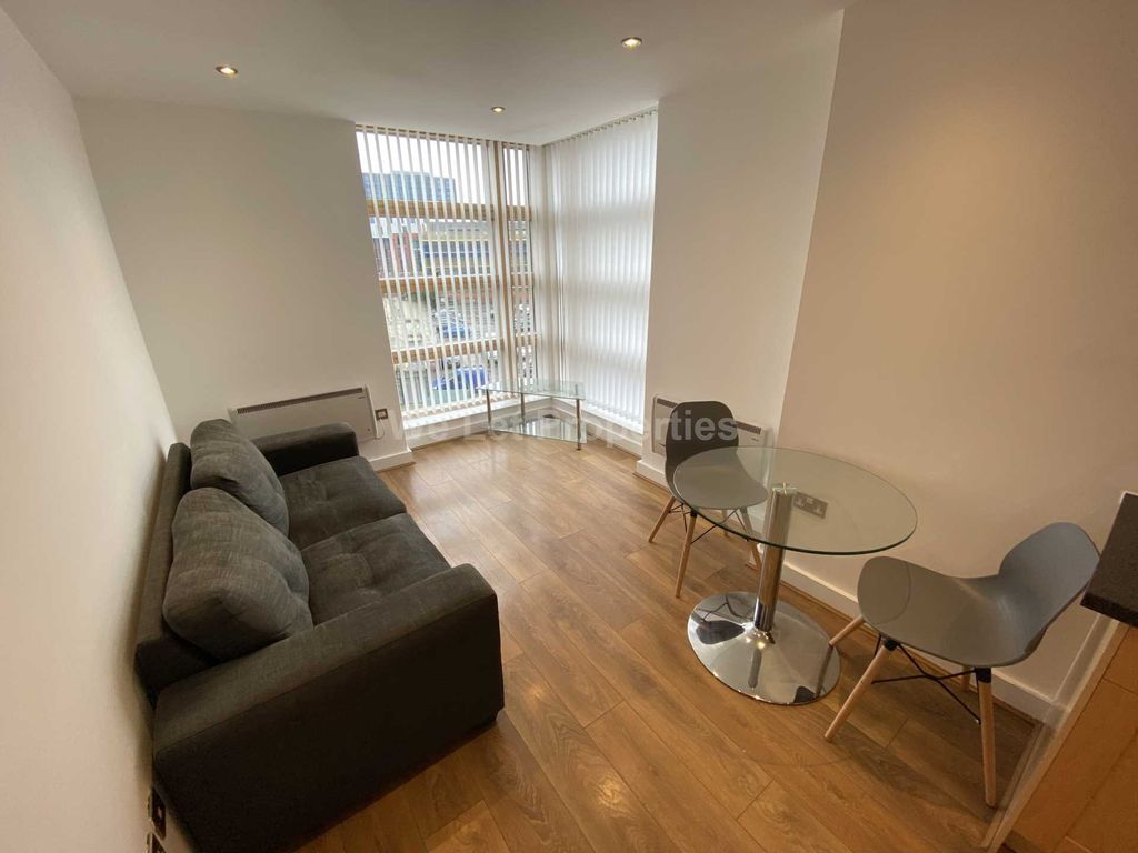 Property photo 3 of 10