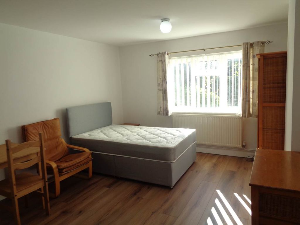 Property photo 2 of 4 Station Road 119 Impington Bedroom