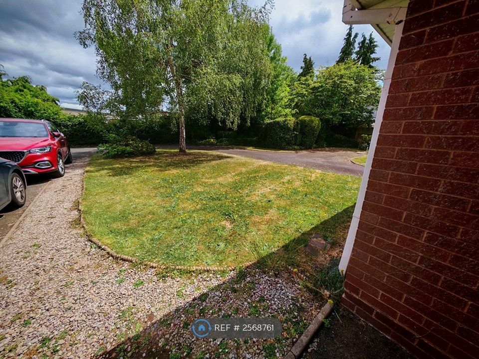 Property photo 3 of 18