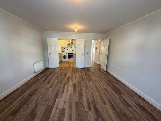 Property photo 3 of 10 Gallery