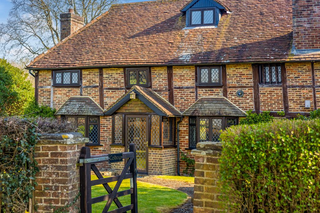 Additional image 23 of 4 bed detached house for saleHare Lane, Lingfield RH7