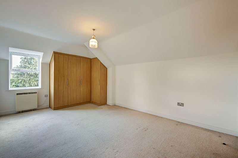 Property photo 3 of 6 Master Bedroom