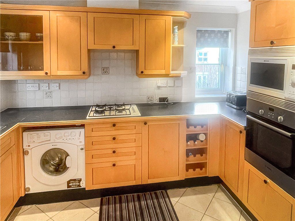 Property photo 2 of 6 Kitchen