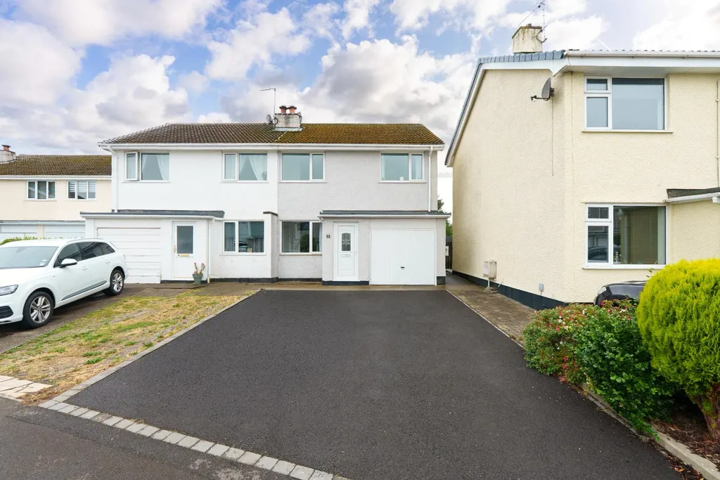 Property photo 1 of 14