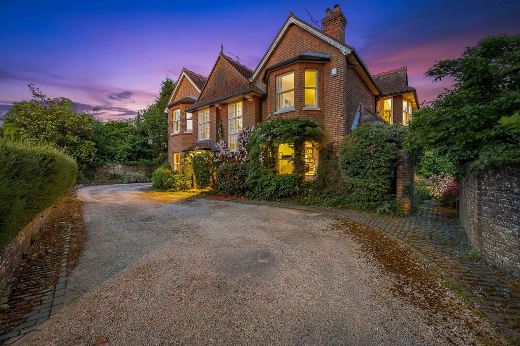 Property photo 2 of 57