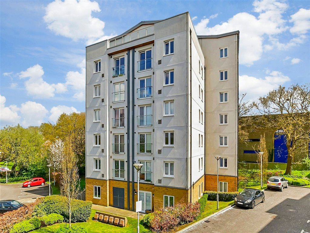 Property photo 1 of 10 External Web