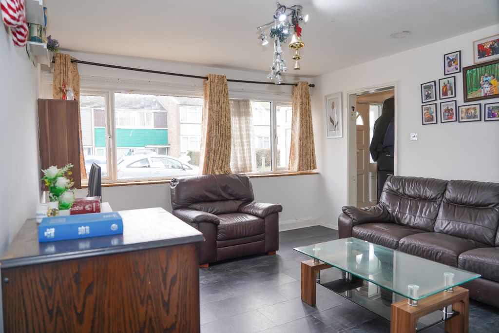 Additional image 7 of 3 bed end terrace house for saleGreat Knightleys, Basildon SS15