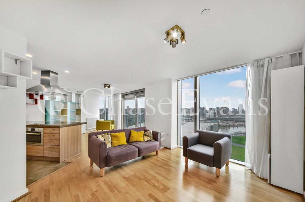 Property photo 1 of 18 Living Area