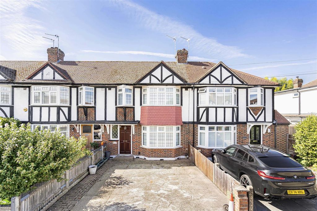 Property photo 1 of 17