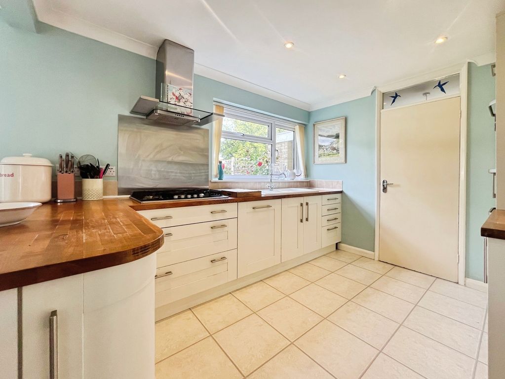 Property photo 3 of 16 Pbox-Img.Jpg