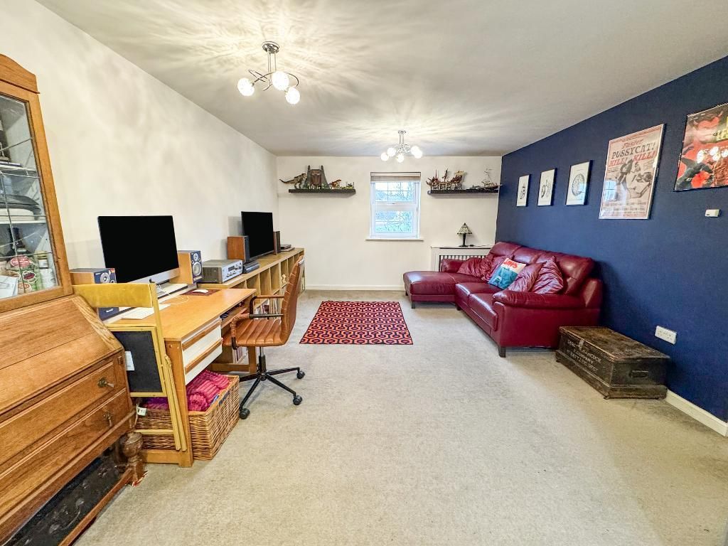 Property photo 3 of 12 Lounge Diner