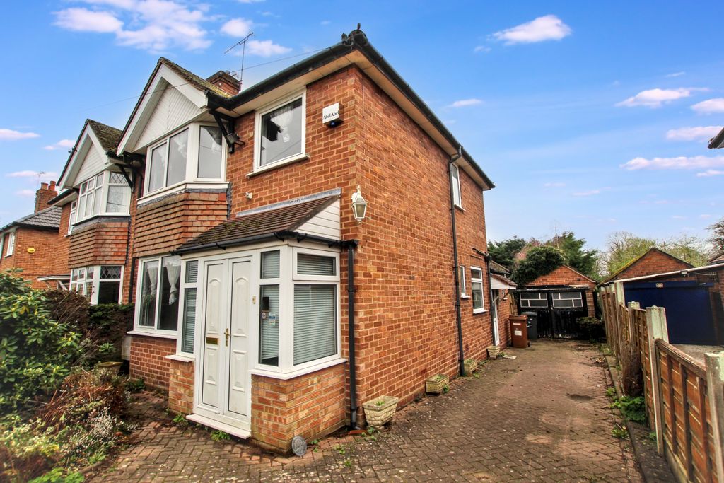Property photo 2 of 15 75 Park Estate, Shavington, Crewe, Cw2 5Aw