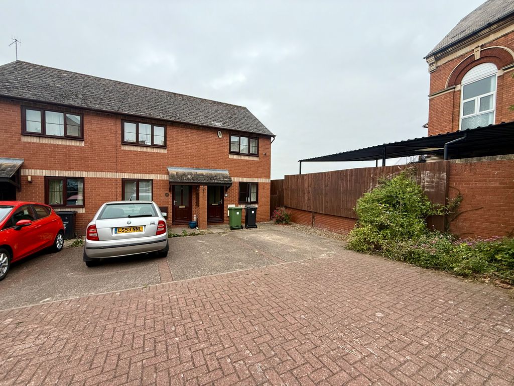 Property photo 1 of 7 Exterior