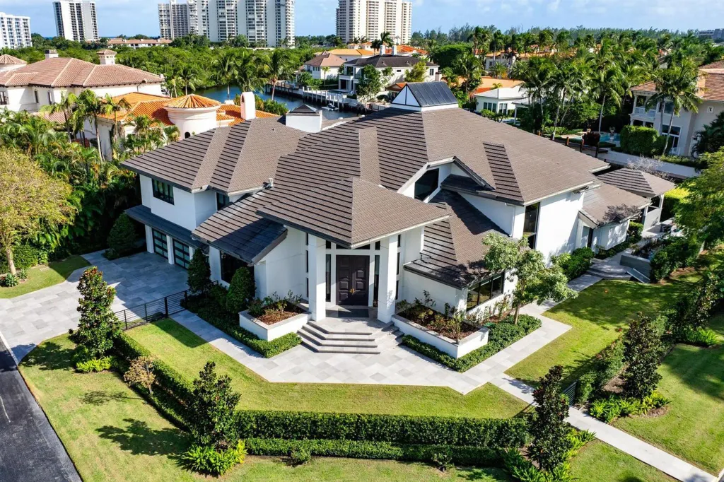 Property photo 3 of 10 <Alttext/>