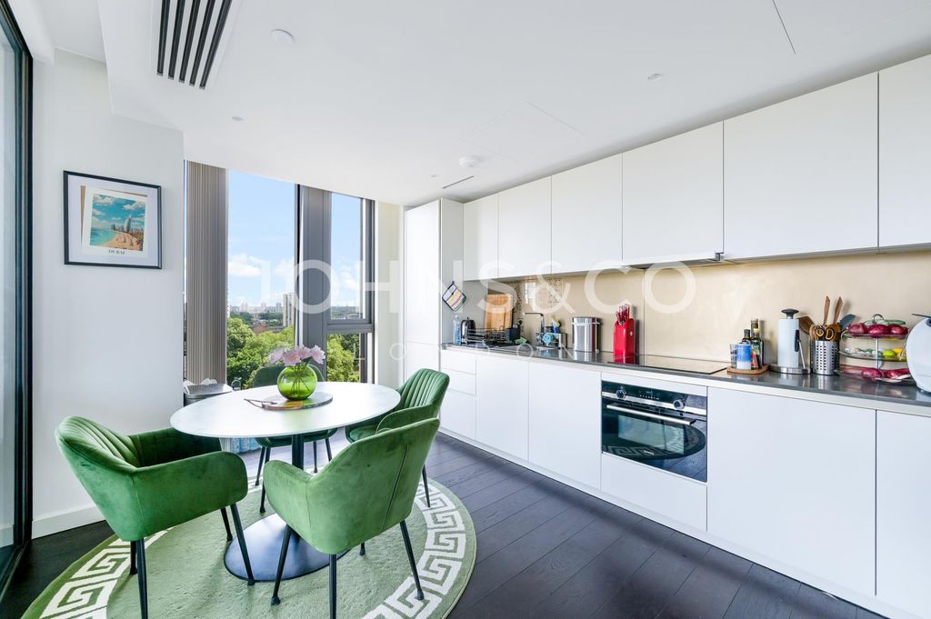 Damac Tower, Vauxhall SW8 photo 4