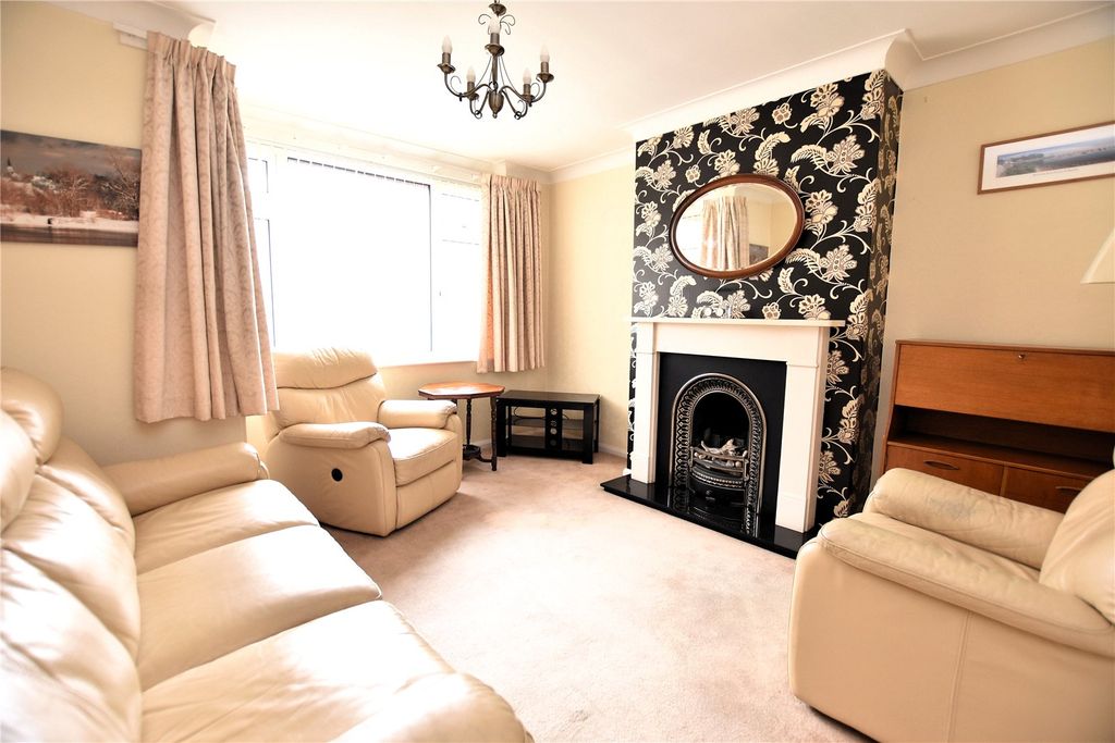 Property photo 2 of 18 Picture No. 04