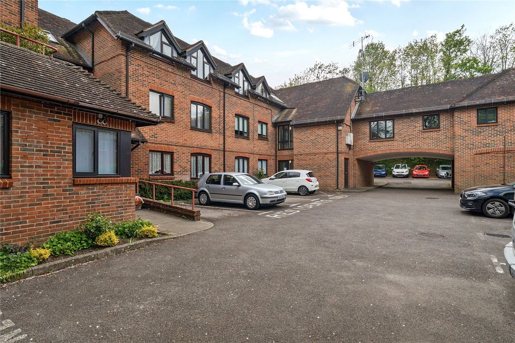 Property photo 1 of 12 Picture No. 24