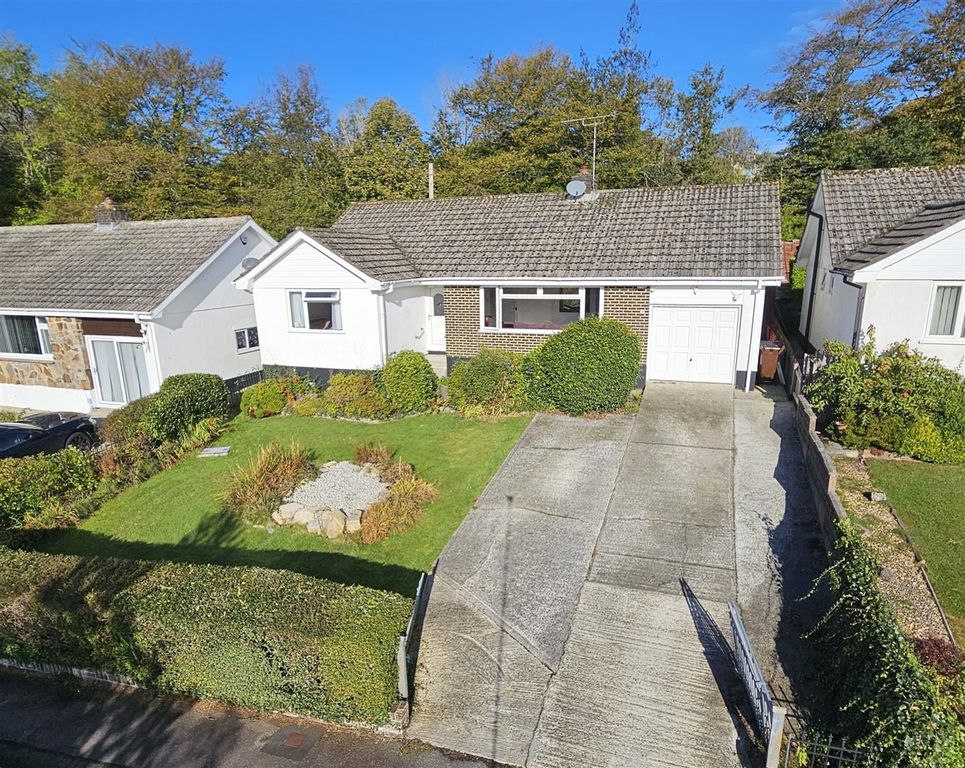 Property photo 1 of 15 Front.Jpg