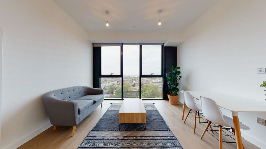 Property photo 1 of 10 Living Room