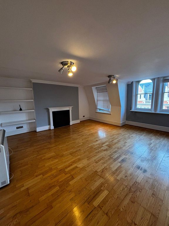 Property photo 2 of 5