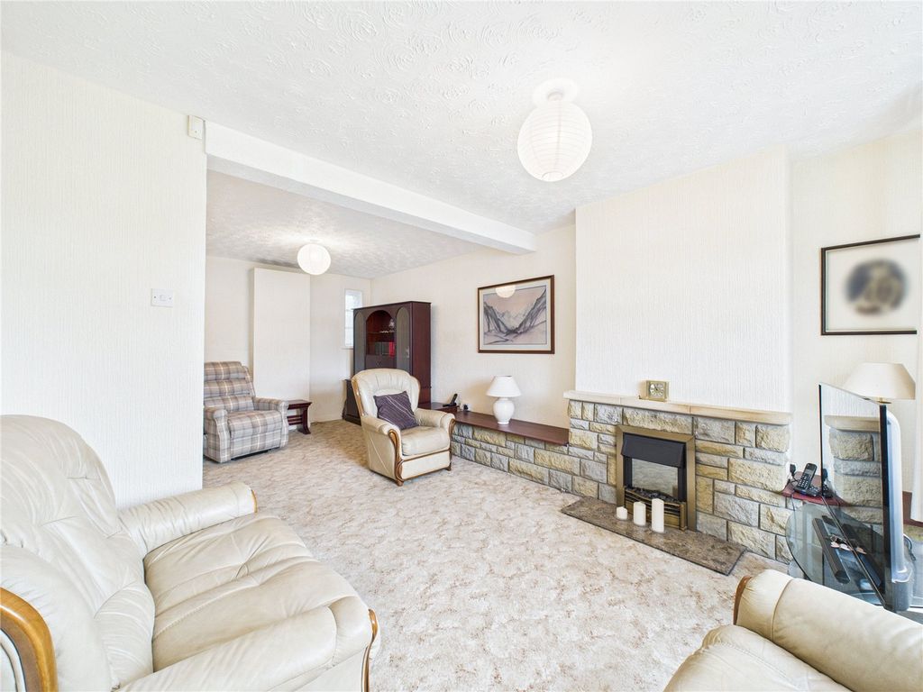 Property photo 3 of 23 Picture No. 30