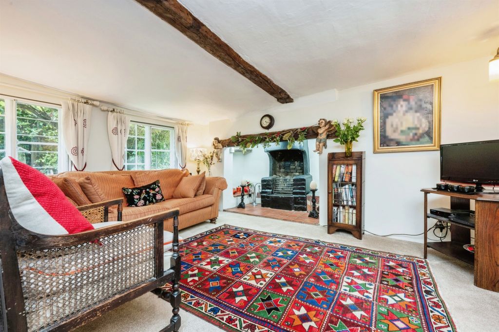 Property photo 3 of 27