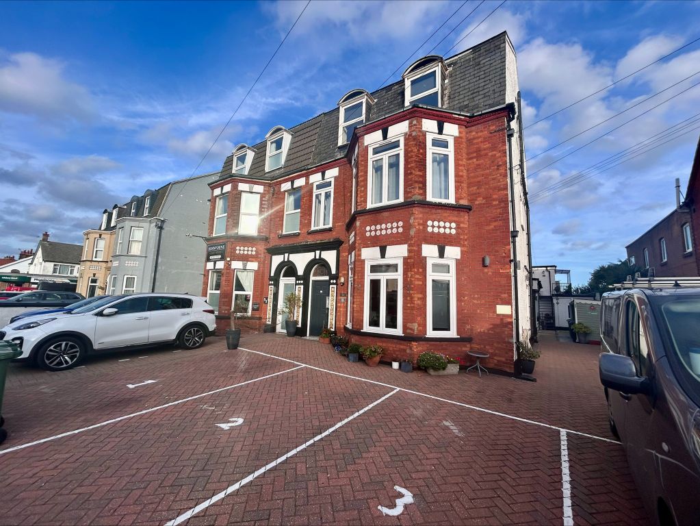 Property photo 2 of 12