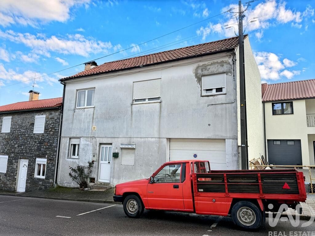 Property photo 2 of 26
