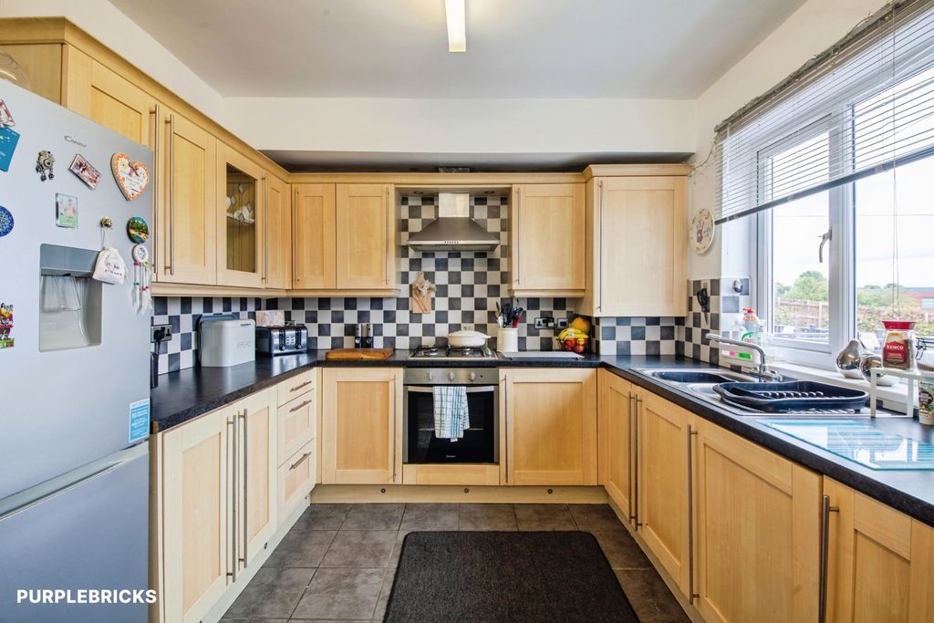 Property photo 1 of 30 Kitchen