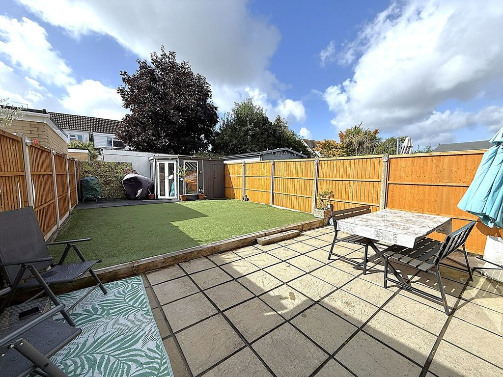 Property photo 2 of 24