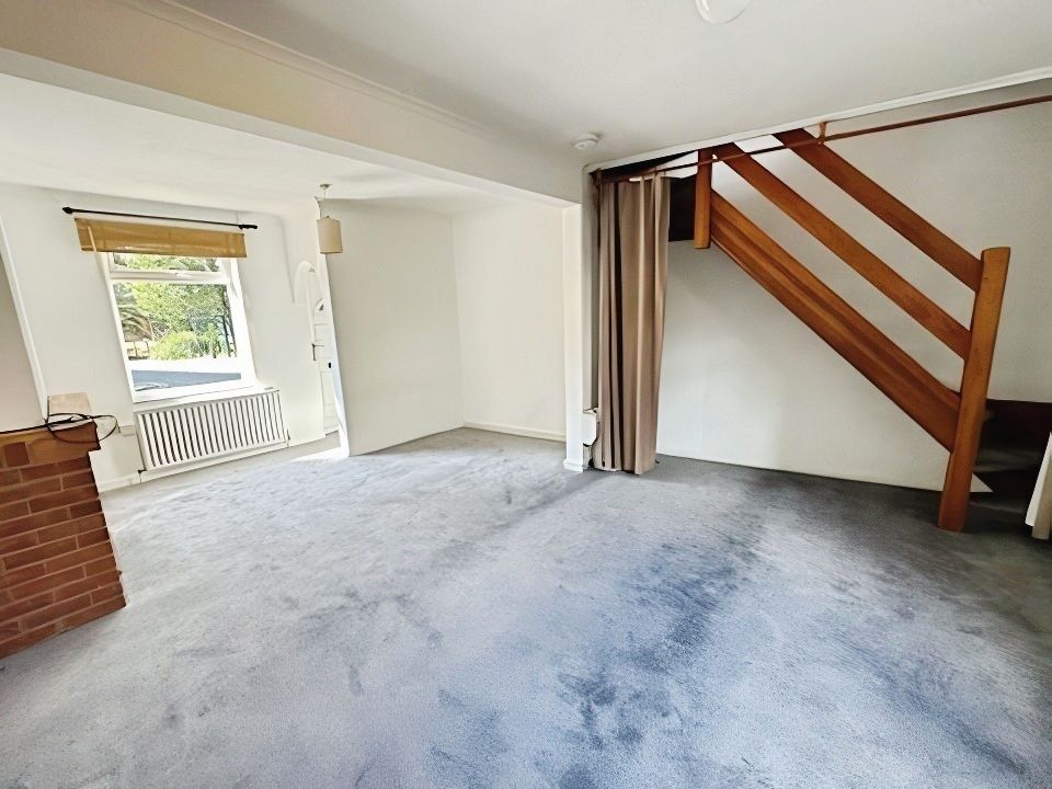 Property photo 2 of 12 Image