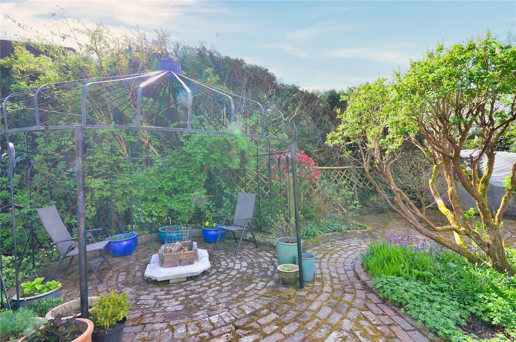 Additional image 19 of 5 bed detached house for saleEast Grinstead, West Sussex RH19