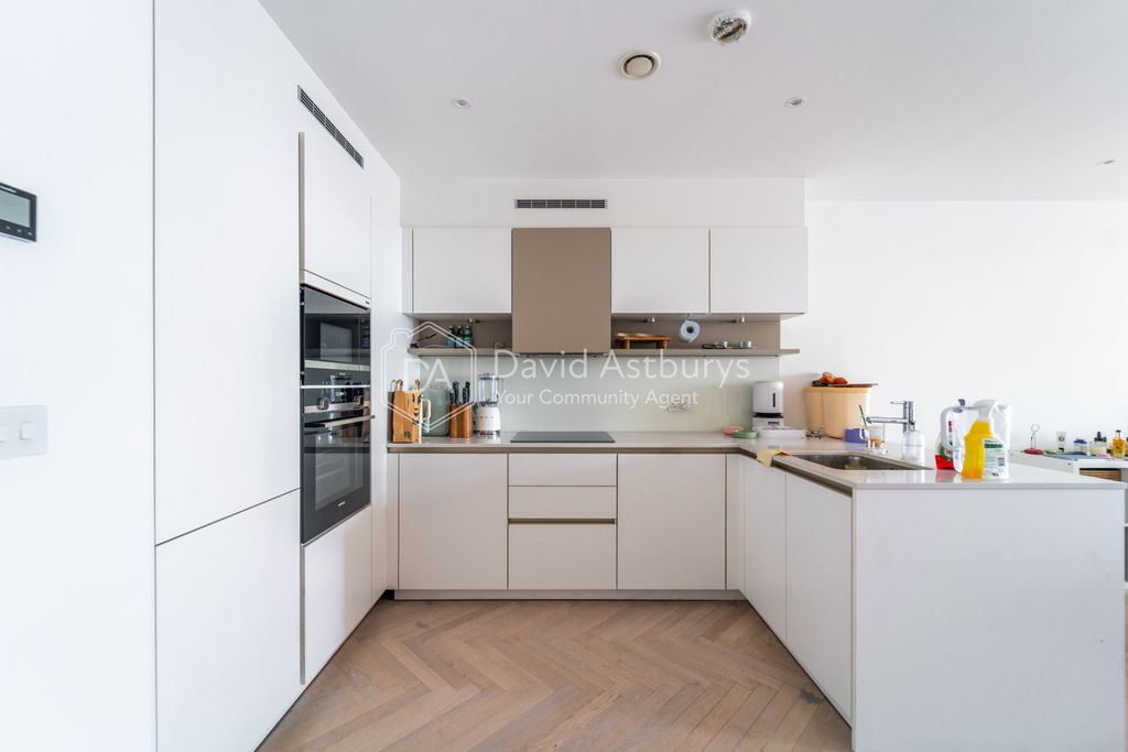 Property photo 2 of 11 Mba07139-Edit