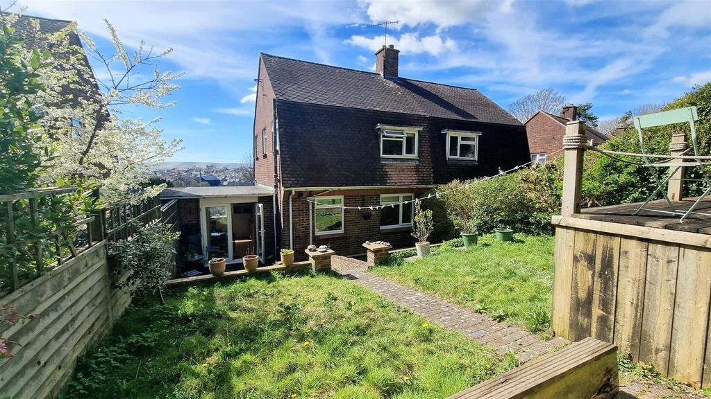Property photo 1 of 10 Rear Garden