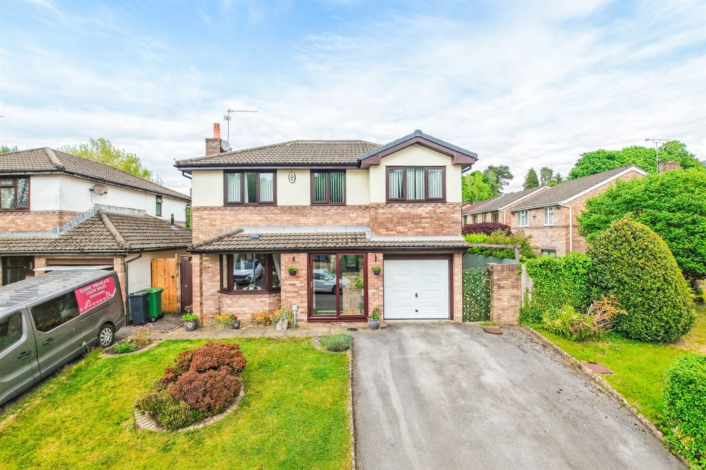 Property photo 1 of 34