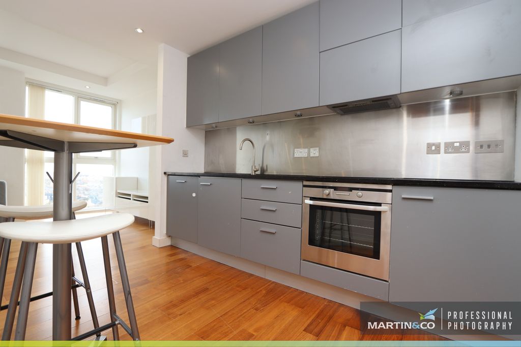 Property photo 3 of 9