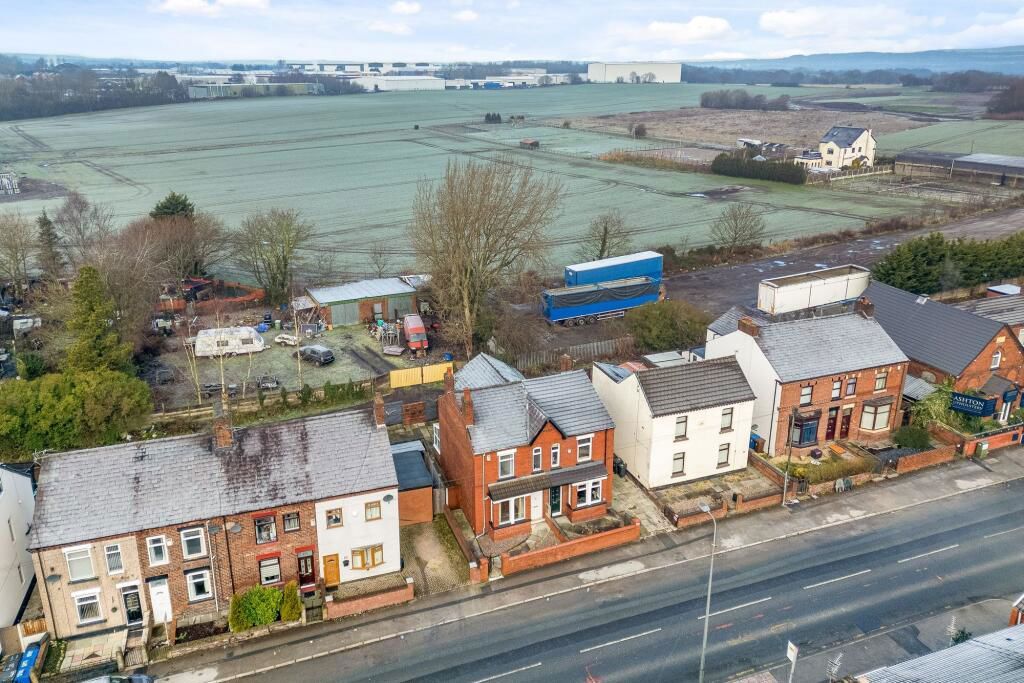 Property photo 2 of 31