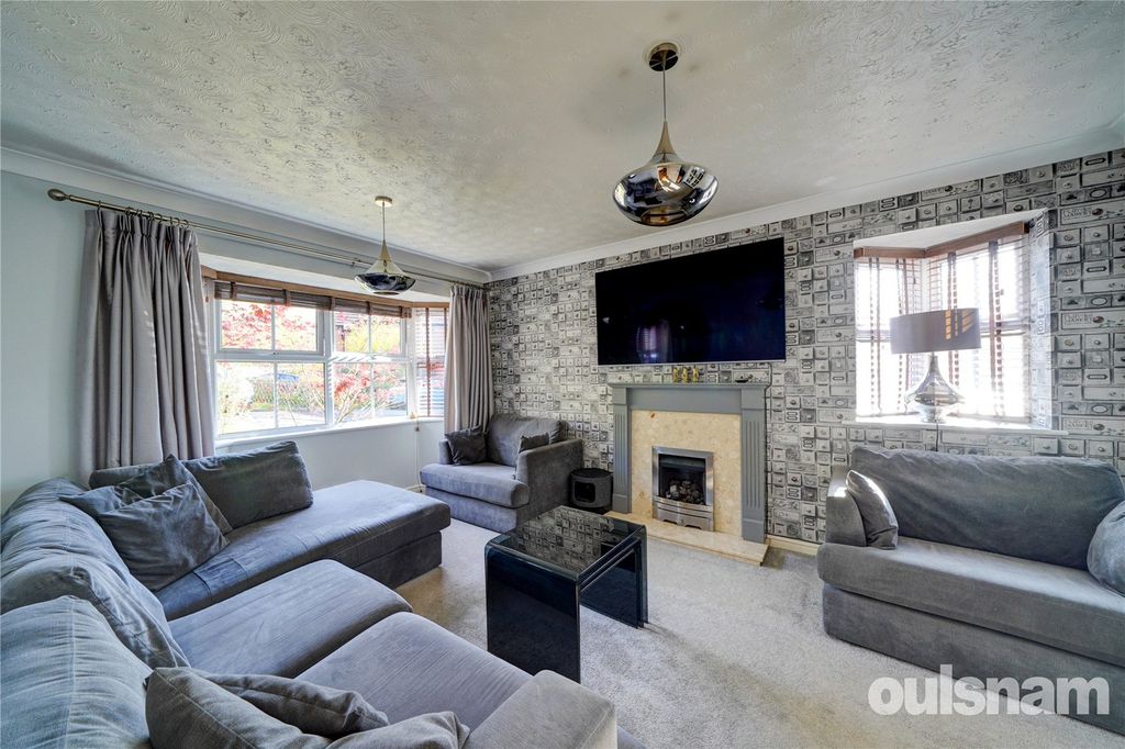 Property photo 3 of 21 Picture No. 11