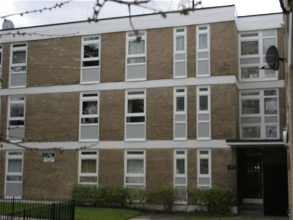 Property photo 3 of 3 Apartment Building