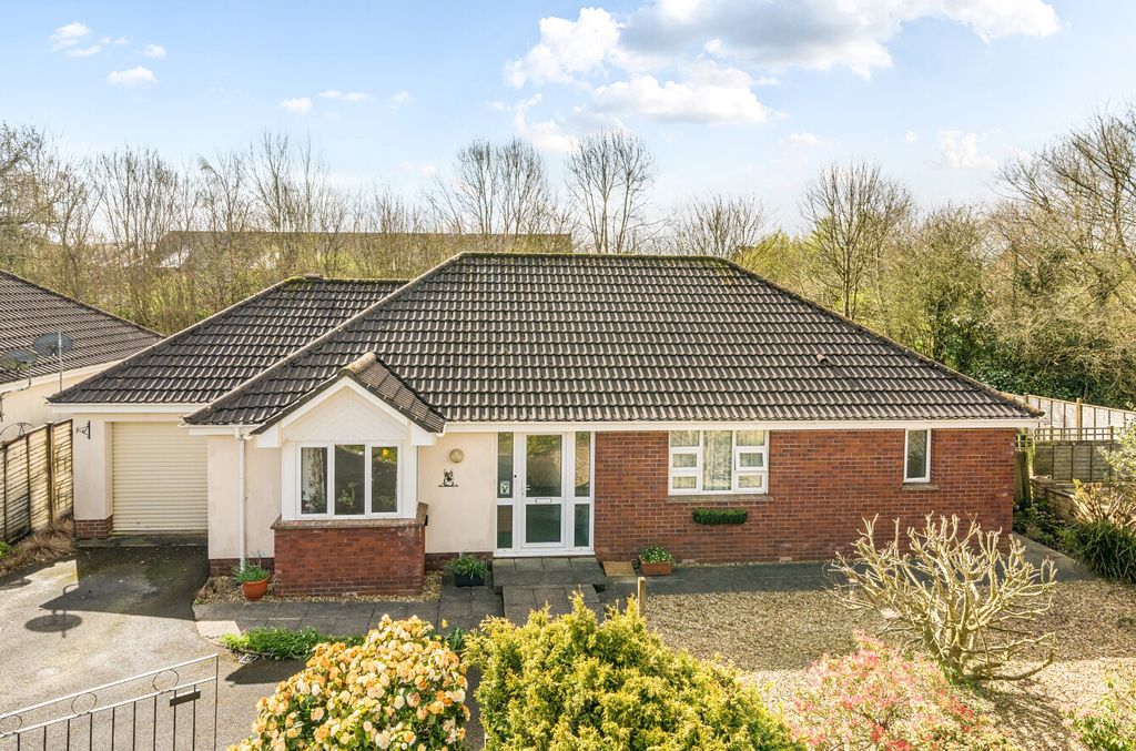 Property photo 1 of 16 1434288-2-69c3Bdf...