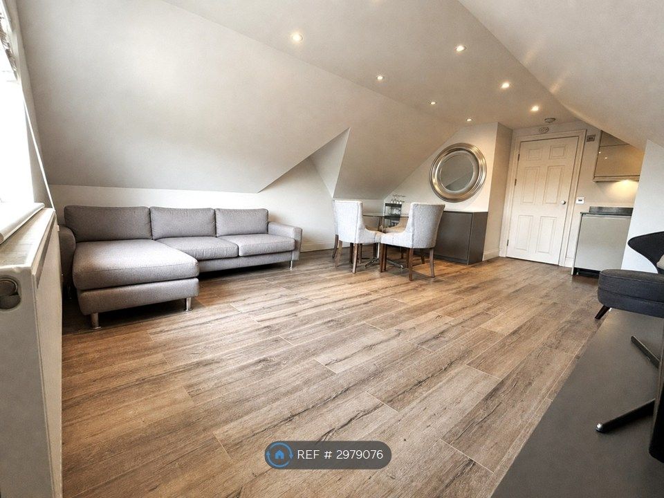 Property photo 3 of 11 Living Area