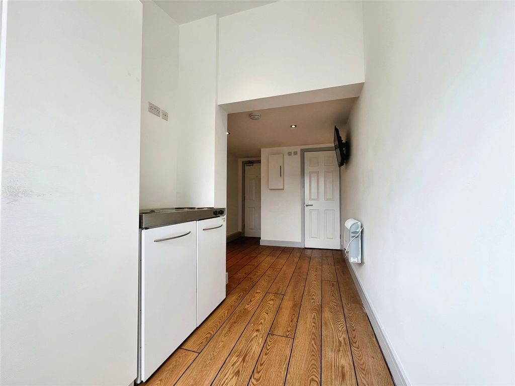 Property photo 3 of 6 Picture No. 03