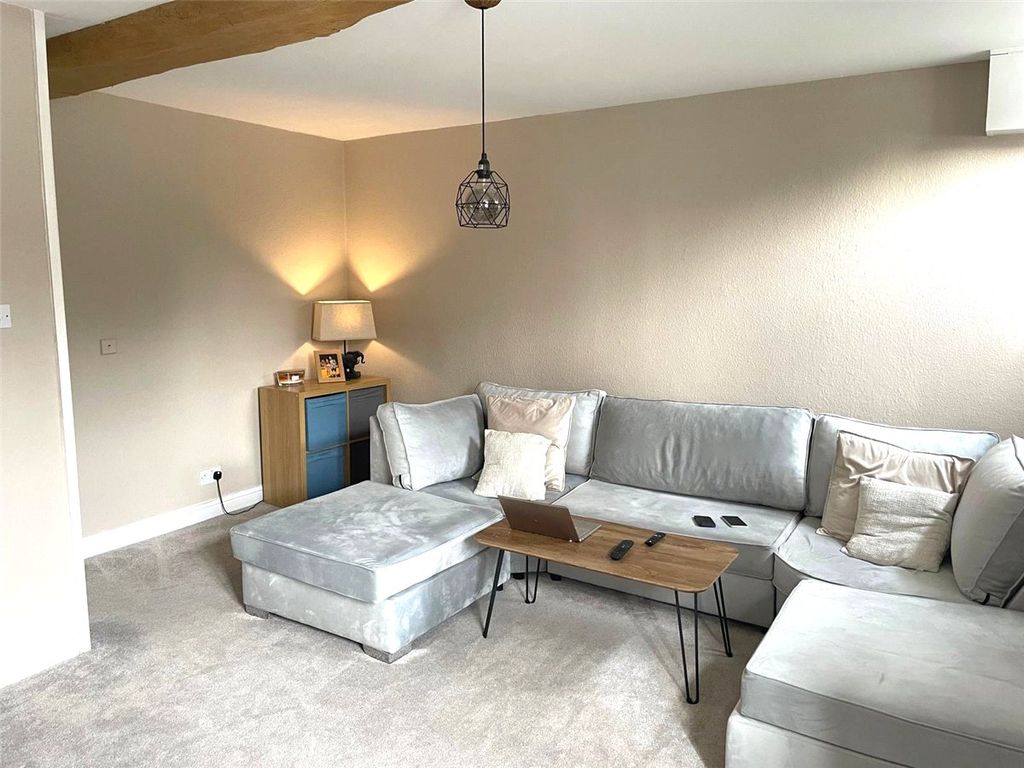 Property photo 2 of 6 Picture 2