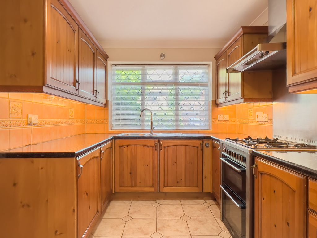 Property photo 3 of 23 4113185