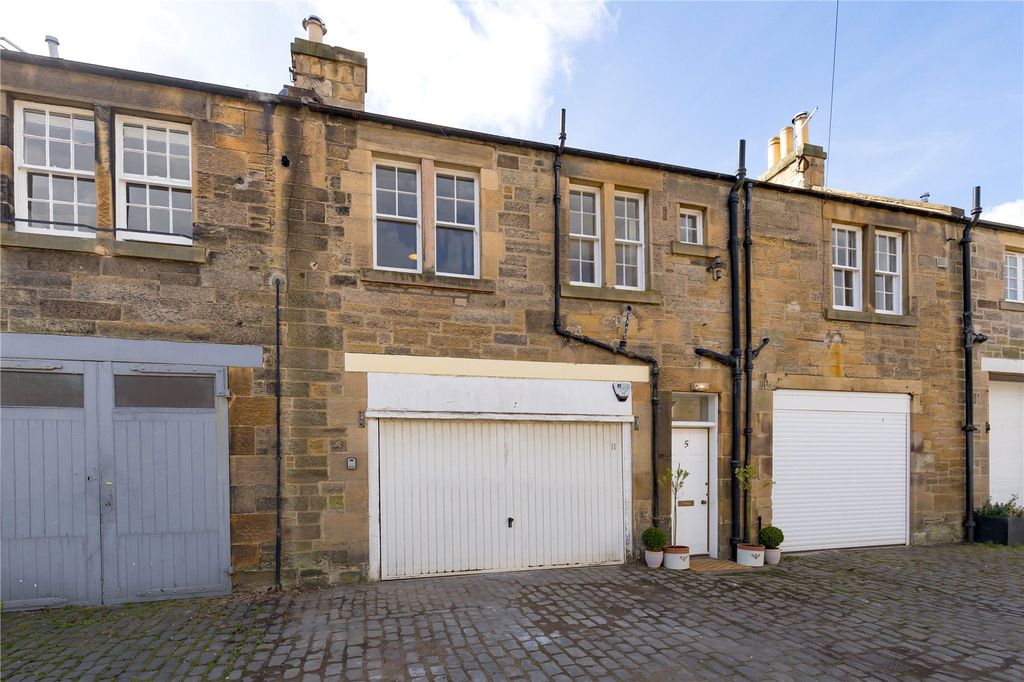 Property photo 1 of 16 Front External