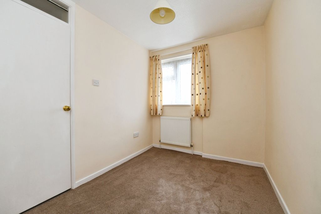 Property photo 3 of 20 Bedroom Three