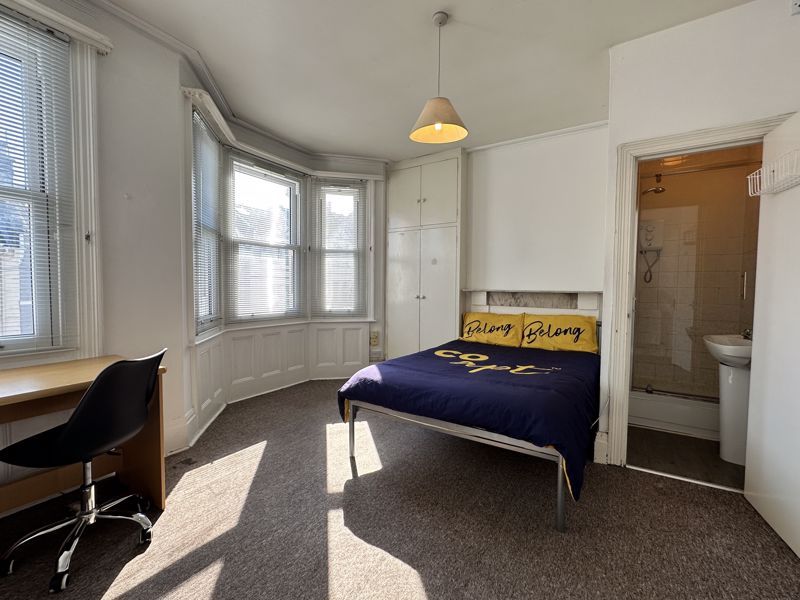 Property photo 1 of 13 Photo 22