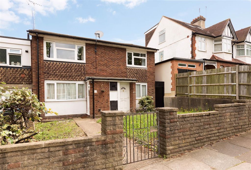 Property photo 1 of 12